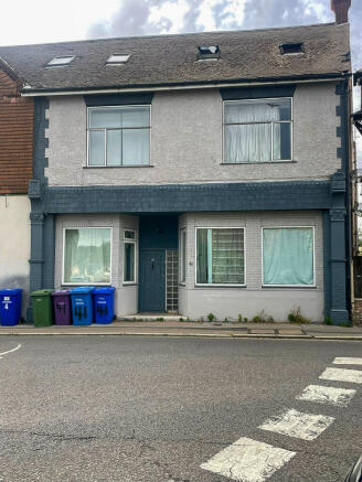 9 bed property, in Queens Road, £550,000