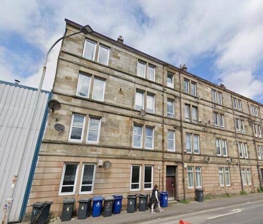 1 bed property, in Underwood Road, £32,000