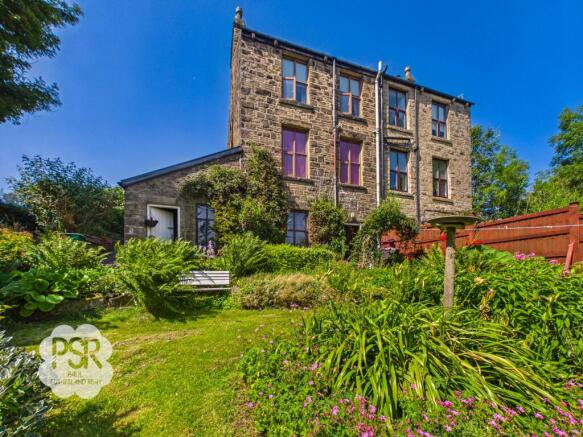 3 bed property, in Buxton Road, £525,000