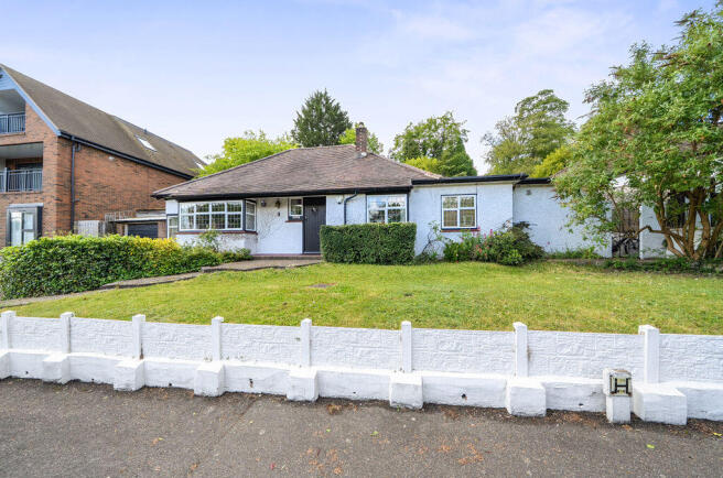 3 bed property, in Northwood Avenue, £600,000