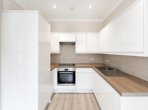 1 bed property, in Sentinel House, £135,000