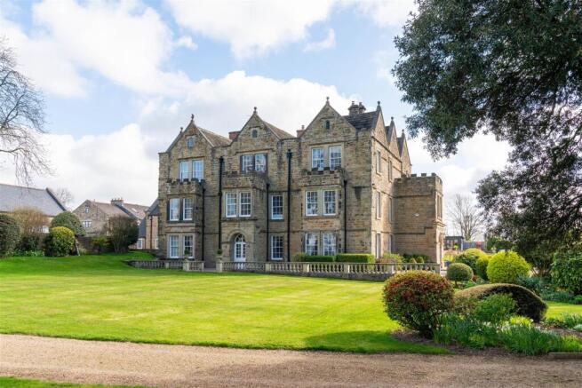 7 bed property, in Park Hall, £3,250,000