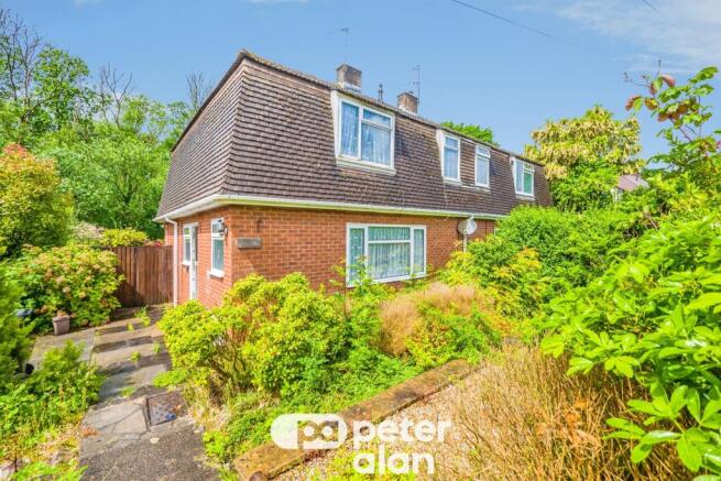 4 bed property, in Fishguard Road, £300,000