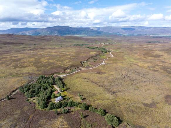 Land, in Far Ralia, £6,900,000