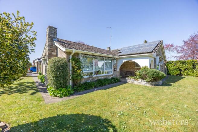 3 bed property, in Folgate Close, £525,000