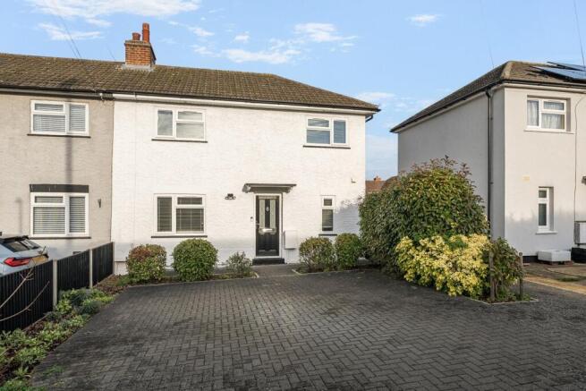 3 bed property, in Fildyke Road, £425,000
