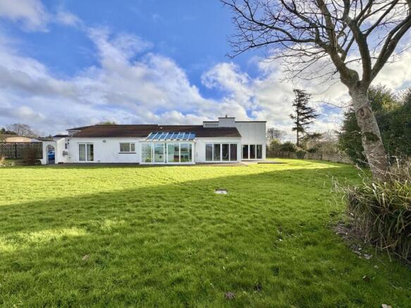 4 bed property, in Nampara Way, £750,000