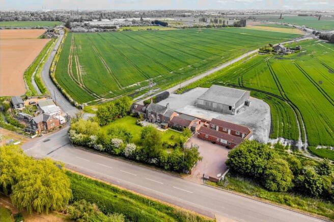 3 bed property, in Burr Lane, £650,000