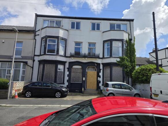 13 bed property, in Flat 1 - 13, £180,000