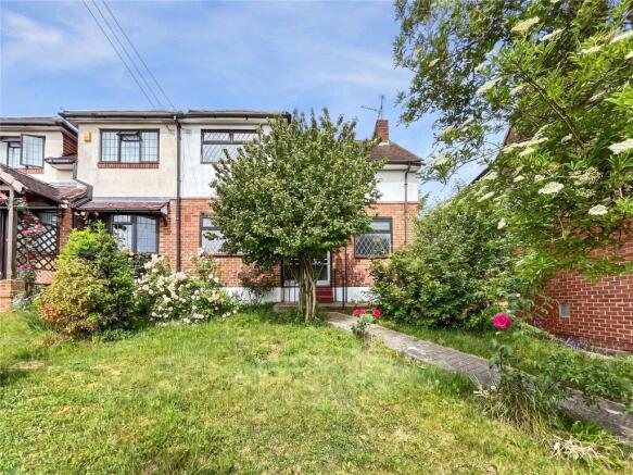 2 bed property, in Madden Avenue, £240,000