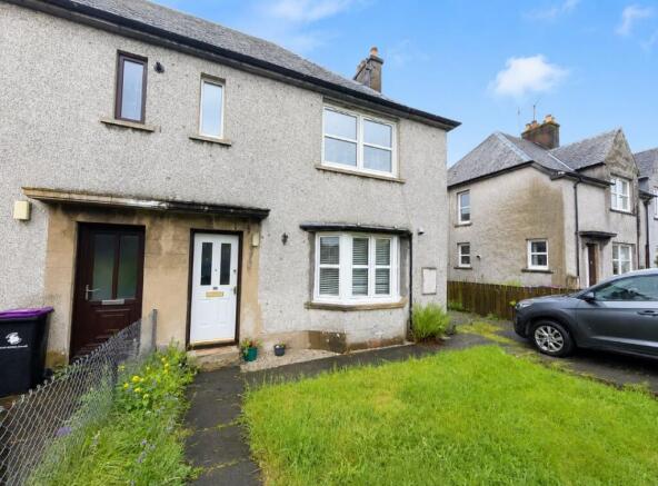 2 bed property, in 36 Stirling Road, £135,000