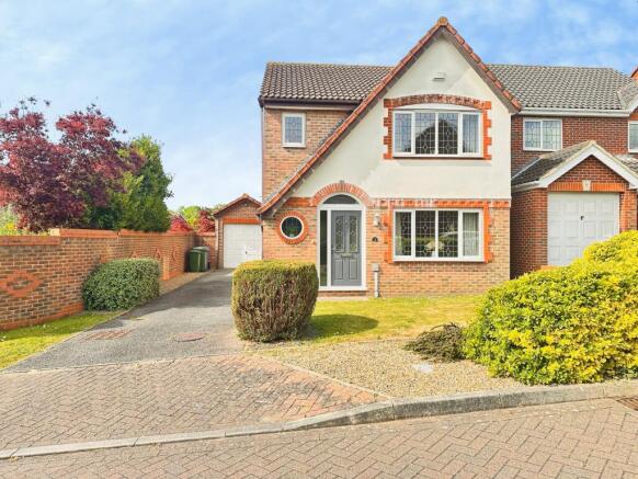 3 bed property, in Balas Drive, £405,000