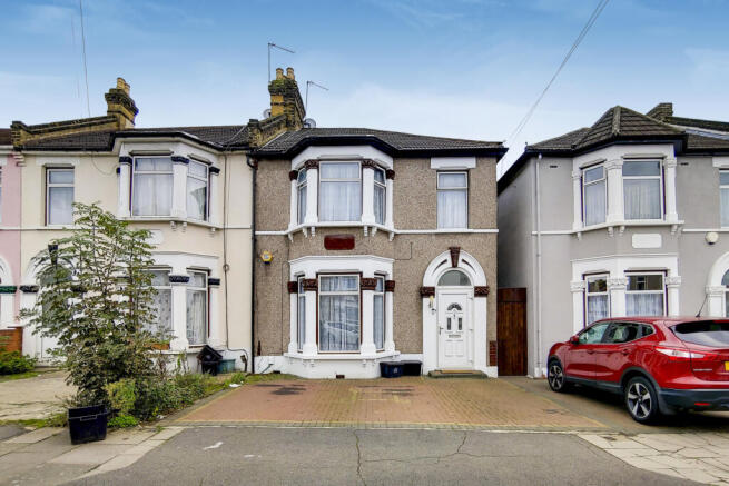3 bed property, in Bengal Road, £550,000