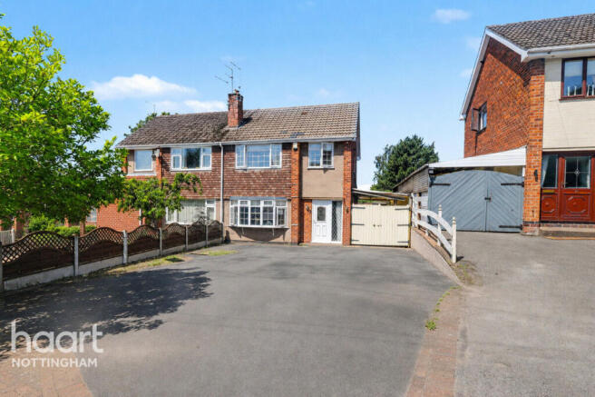 3 bed property, in Haynes Avenue, £280,000