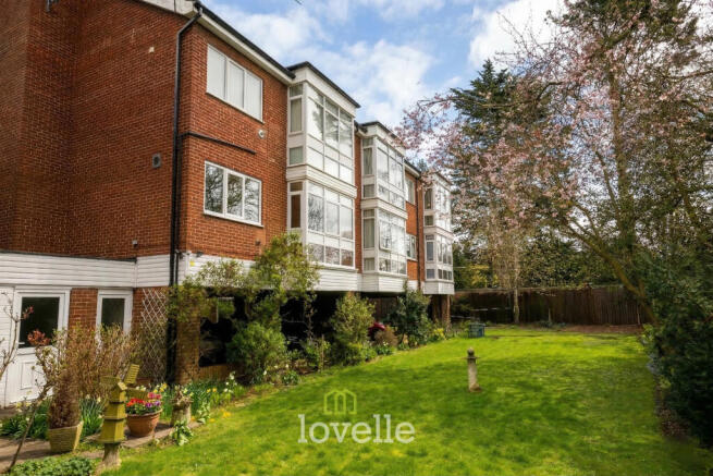2 bed property, in Bargate, £94,950