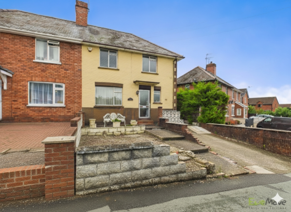 3 bed property, in Wats Drive, £159,995