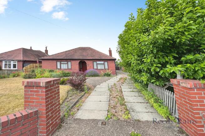 4 bed property, in Sandhill Lane, £360,000