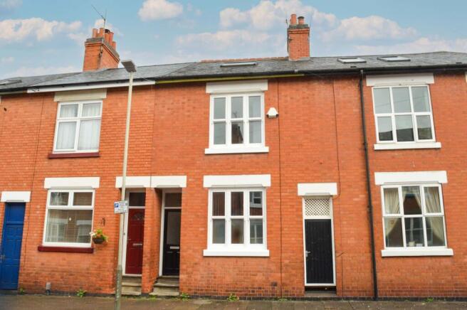 5 bed property, in Lytham Road, £310,000