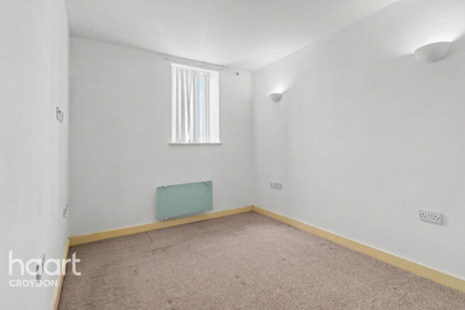1 bed property, in Stafford Road, £170,000