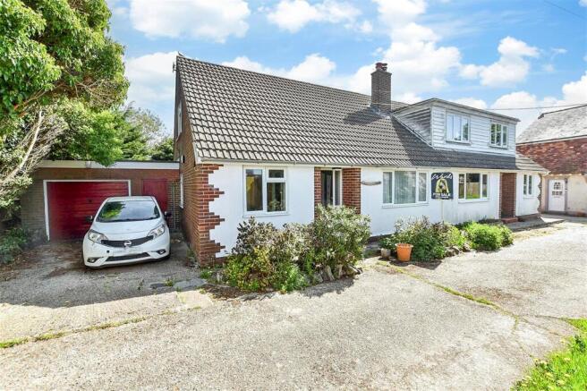 4 bed property, in The Street, £350,000