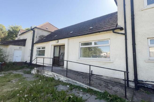 1 bed property, in 7, £25,000