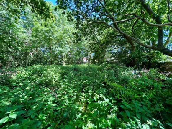 Land, in Land To Rear Of, £10,000