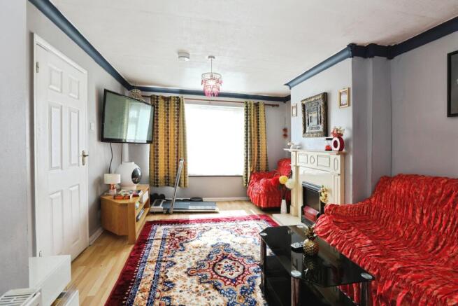 4 bed property, in Grove Road, £535,000