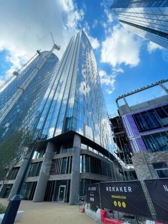 1 bed property, in Silvercroft Street, £289,000