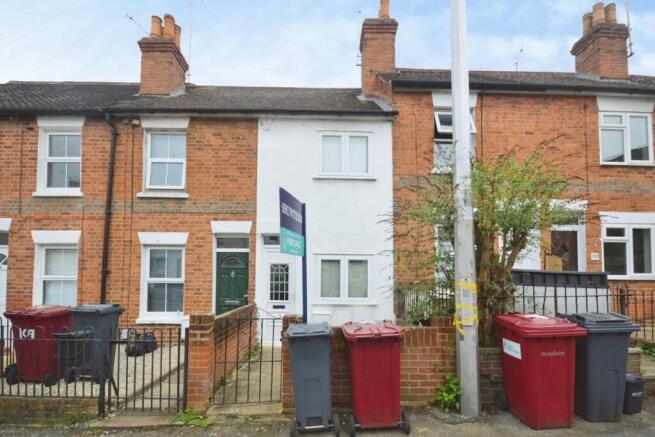 3 bed property, in Blenheim Gardens, £295,000