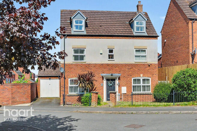 4 bed property, in Maynard Road, £425,000