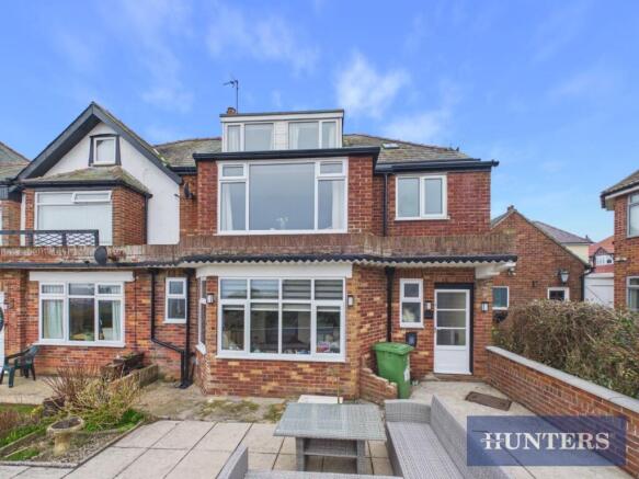 3 bed property, in Lamplugh Road, £190,000