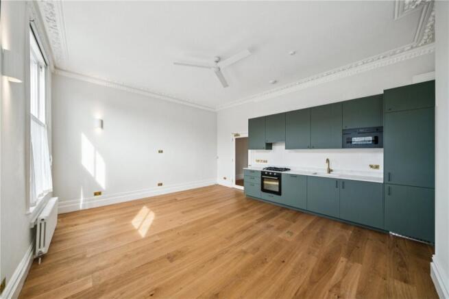 2 bed property, in North End Road, £450,000