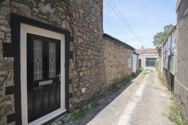 2 bed property, in Severn Road, £110,675