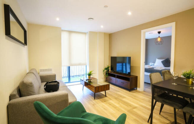 2 bed property, in 160 Richmond Row, £257,000