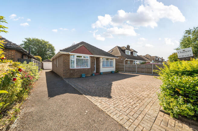 3 bed property, in Martin Avenue, £420,000