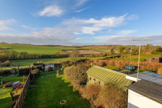 3 bed property, in Brady Road, £525,000