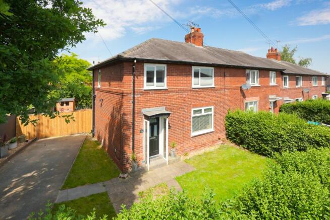 3 bed property, in King Edwards Drive, £280,000