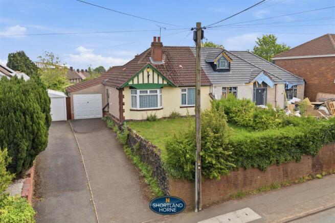 2 bed property, in Bennetts Road South, £250,000