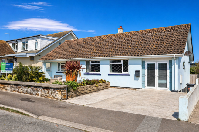 4 bed property, in Bonython Road, £600,000