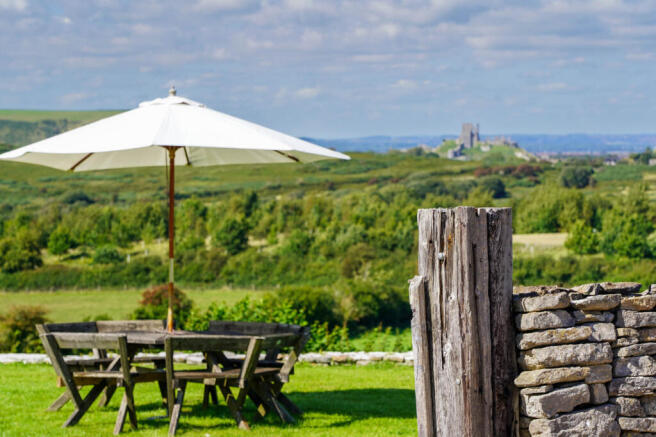 9 bed property, in Corfe Castle, £2,000,000