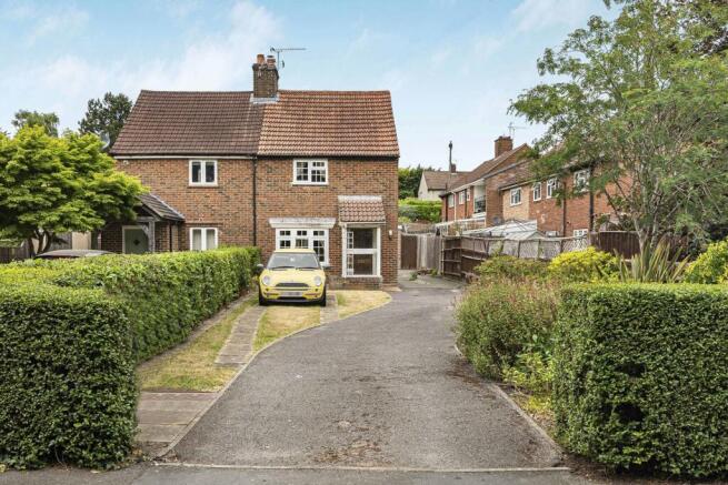 2 bed property, in Alma Lane, £395,000