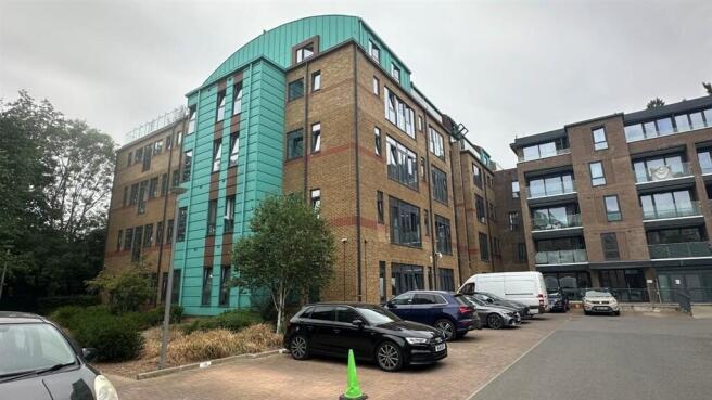 3 bed property, in Brindley Place, £350,000