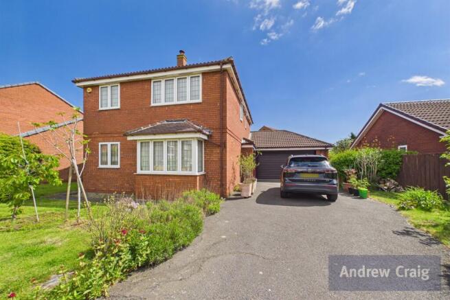 4 bed property, in Cleadon Lea, £535,000