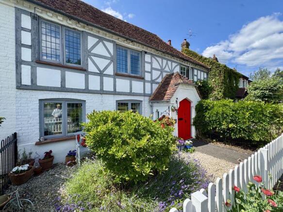 3 bed property, in The Green, £1,100,000
