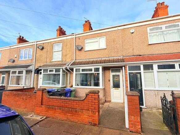 3 bed property, in Fairmont Road, £110,000