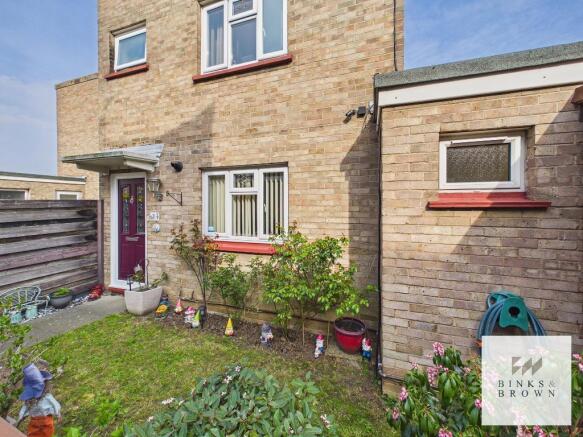 3 bed property, in Tasman Close, £325,000