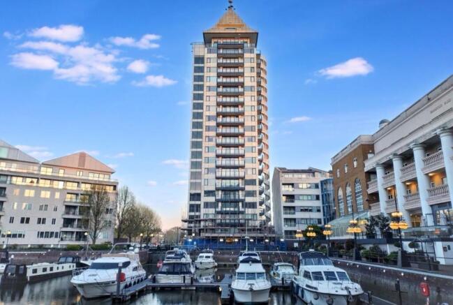 3 bed property, in 7 The Belvedere, £1,400,000
