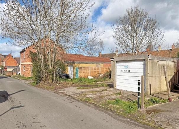 Land, in Bond Street (Rear 9 Park Street), £10,000