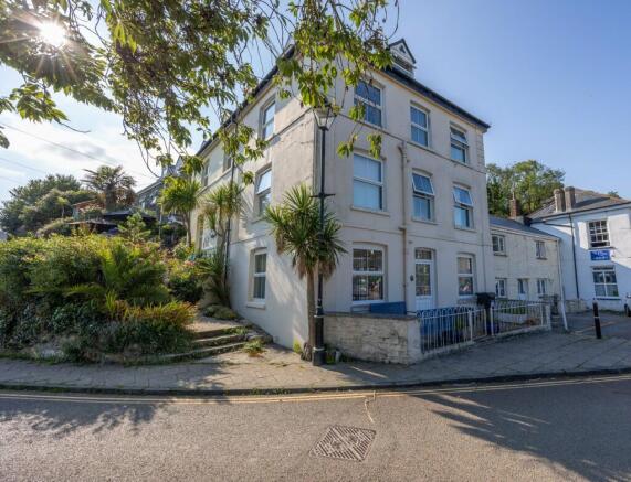 5 bed property, in The Square, £339,950