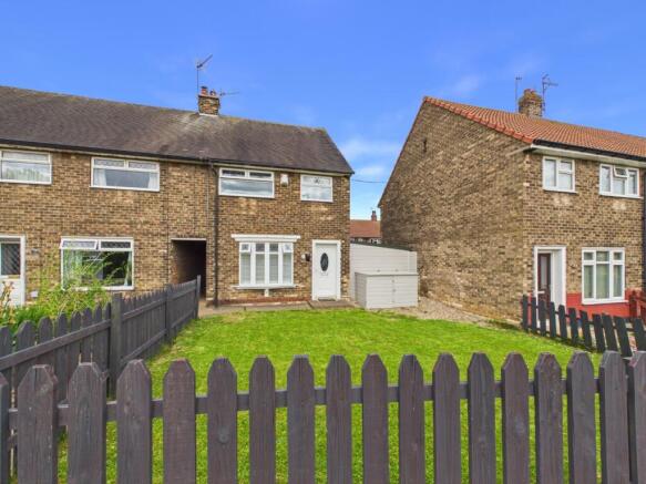 3 bed property, in Annandale Road, £130,000